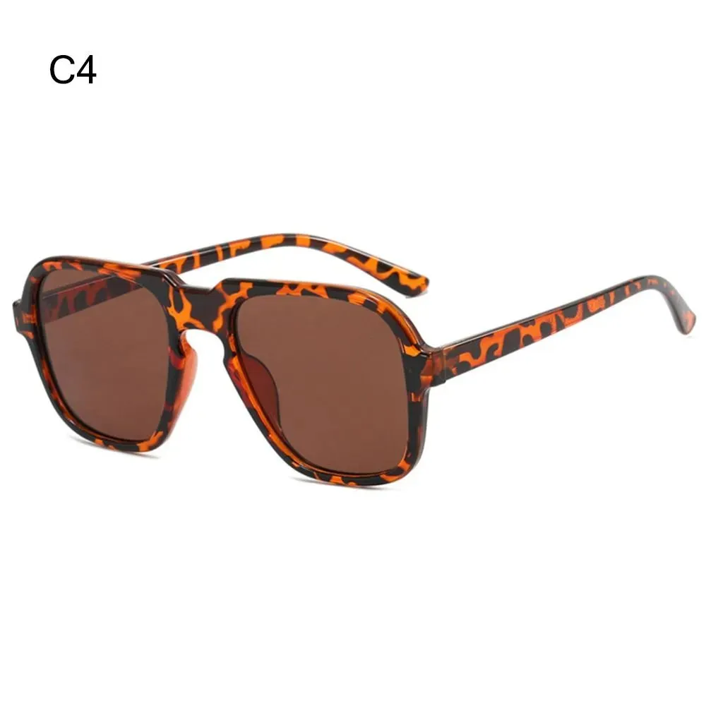 Classic Vintage Sunglasses for Women and Men Clear Ocean Gradient Lens Sun Glasses Shades Trendy Beach Sunnies Summer Eyewear