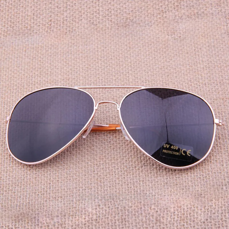 Gafas de sol Classic Sun glasses Vintage Metal frame Sunglasses Men Women Stylish Bat Mirror Eyewear