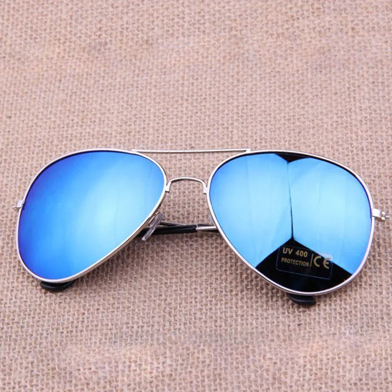 Gafas de sol Classic Sun glasses Vintage Metal frame Sunglasses Men Women Stylish Bat Mirror Eyewear