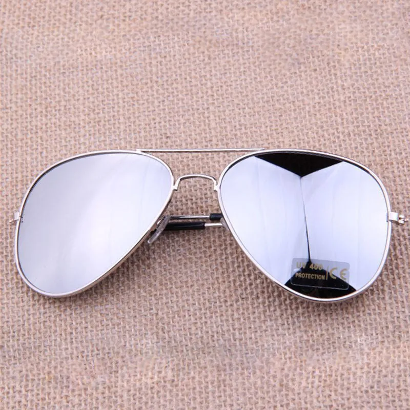 Gafas de sol Classic Sun glasses Vintage Metal frame Sunglasses Men Women Stylish Bat Mirror Eyewear