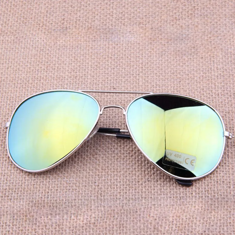 Gafas de sol Classic Sun glasses Vintage Metal frame Sunglasses Men Women Stylish Bat Mirror Eyewear