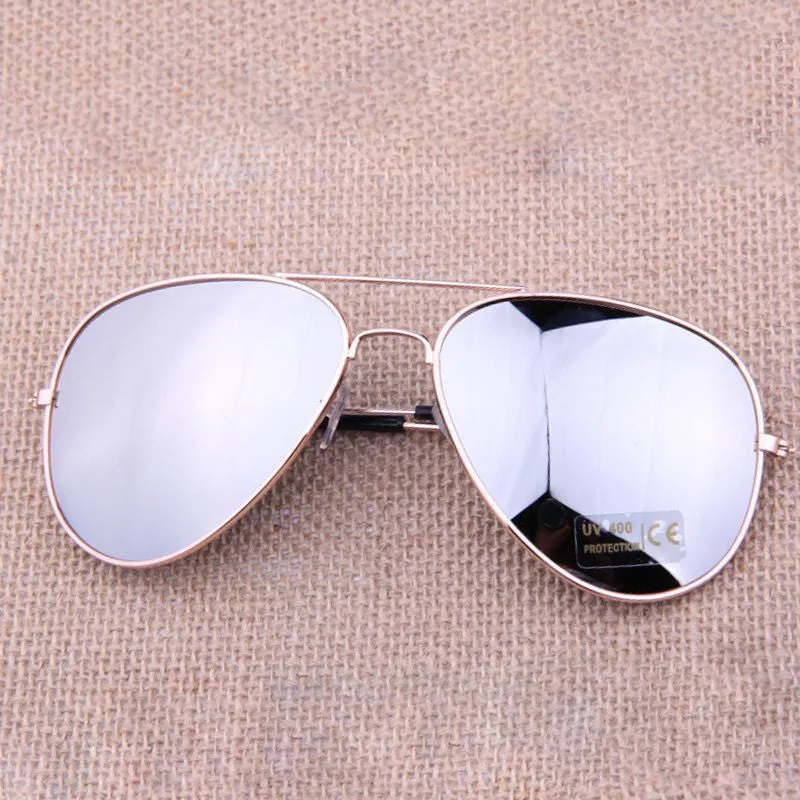 Gafas de sol Classic Sun glasses Vintage Metal frame Sunglasses Men Women Stylish Bat Mirror Eyewear